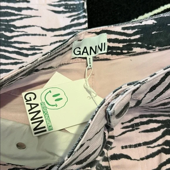 Ganni Betzy Cropped Jeans Tiger Stripe Light Pink Lavender